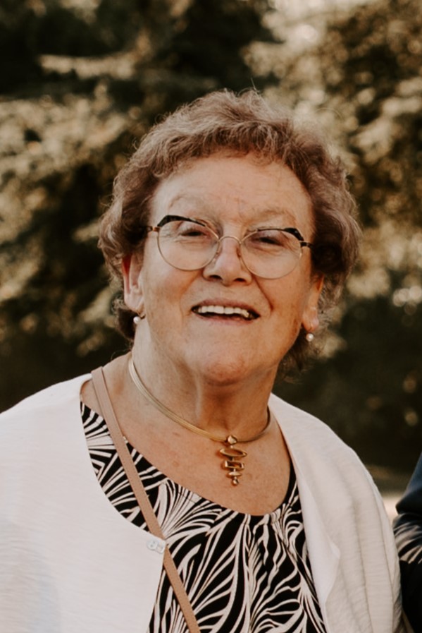 VANACKER Alice Né(e) BASTIEN